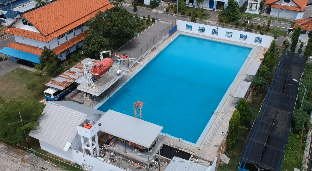 Kolam Renang 2