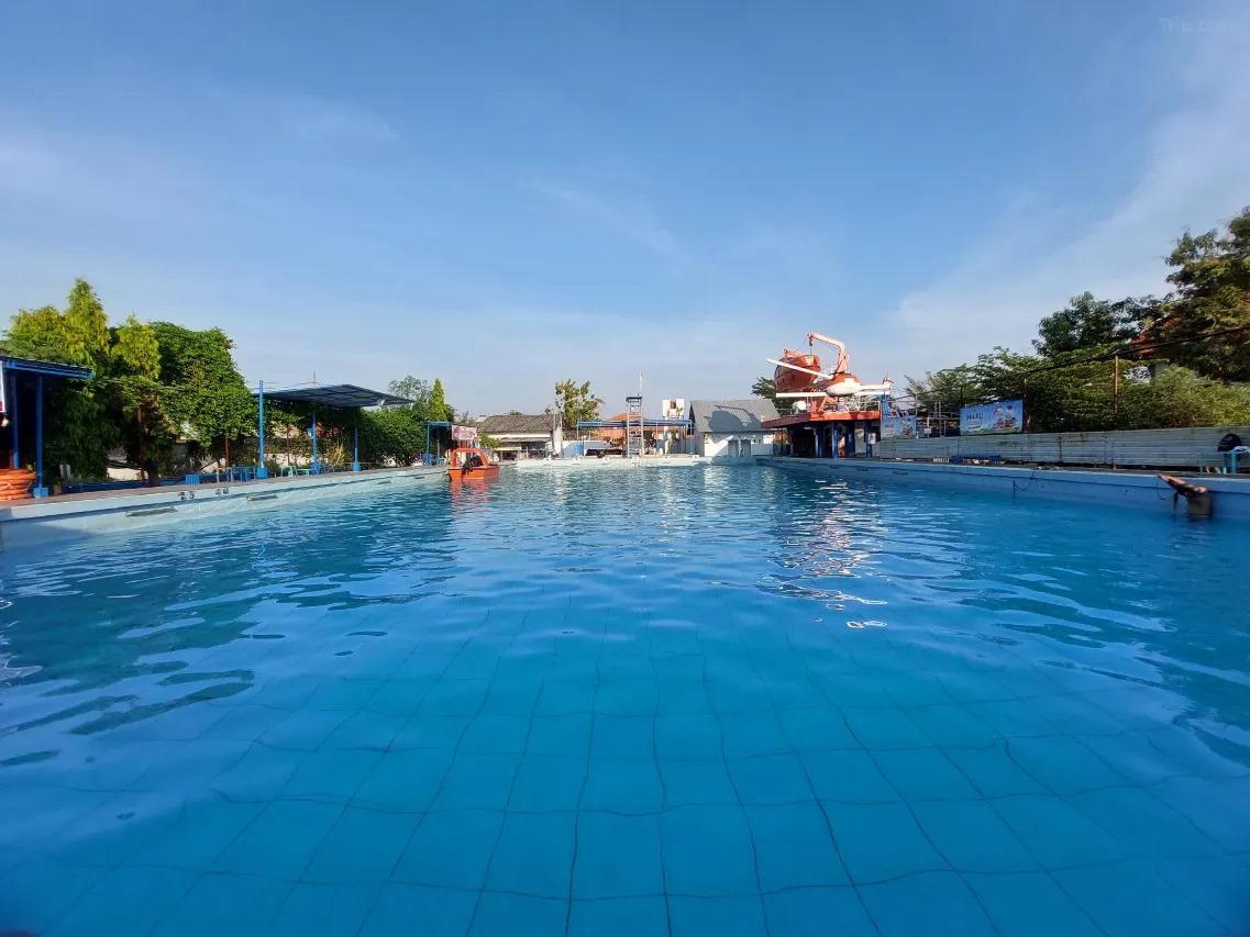 Kolam Renang